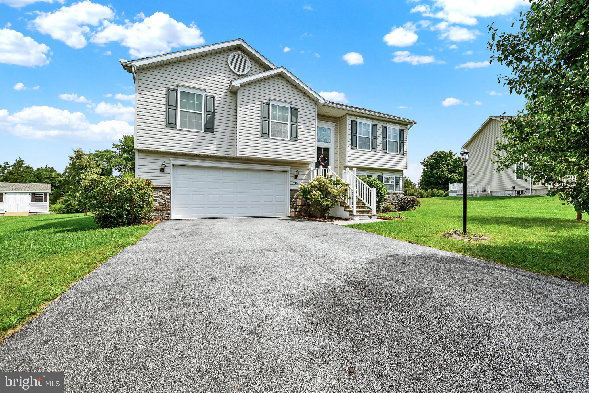 WHEATLAND ACRES - Residential