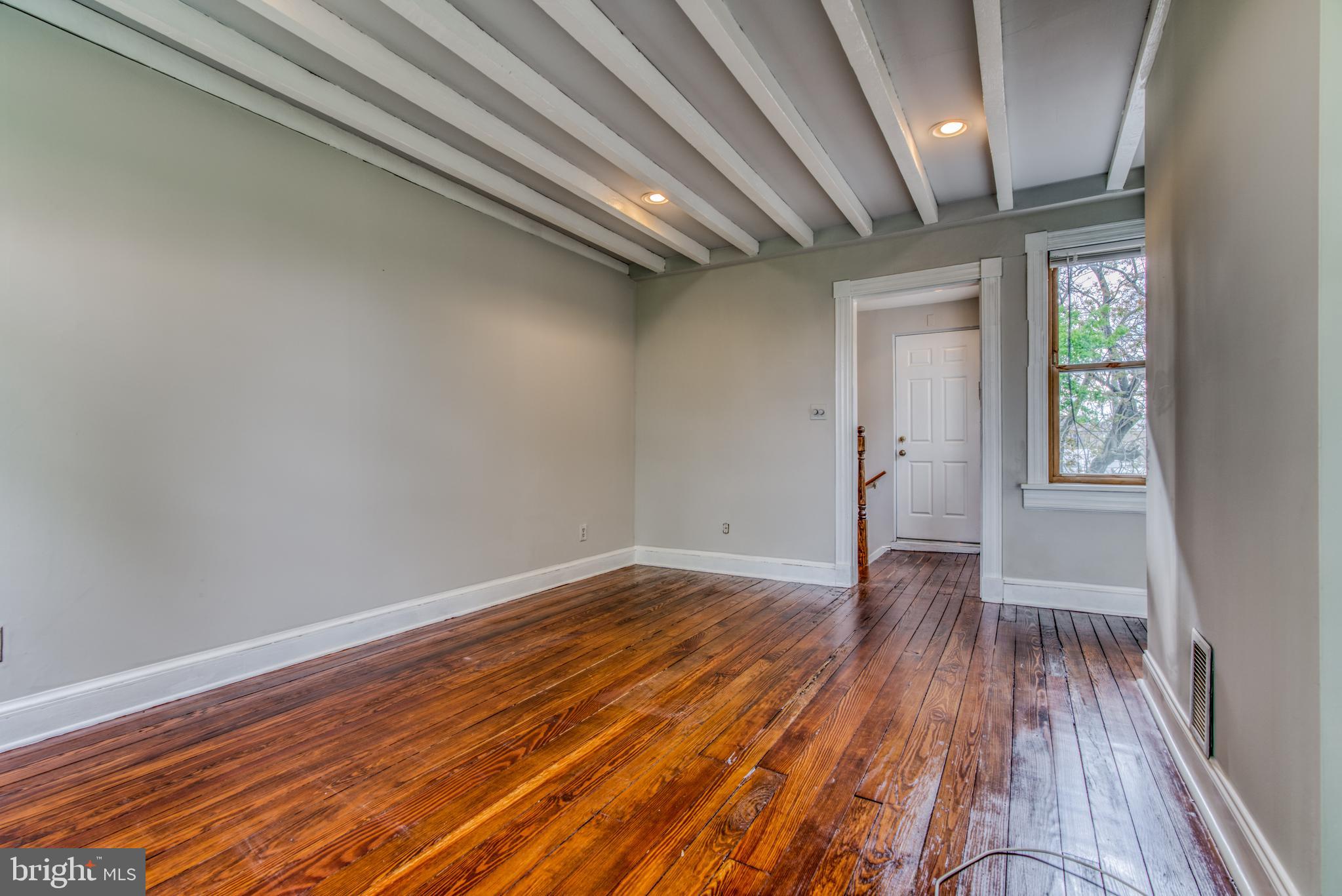 BUTCHER'S HILL - Residential