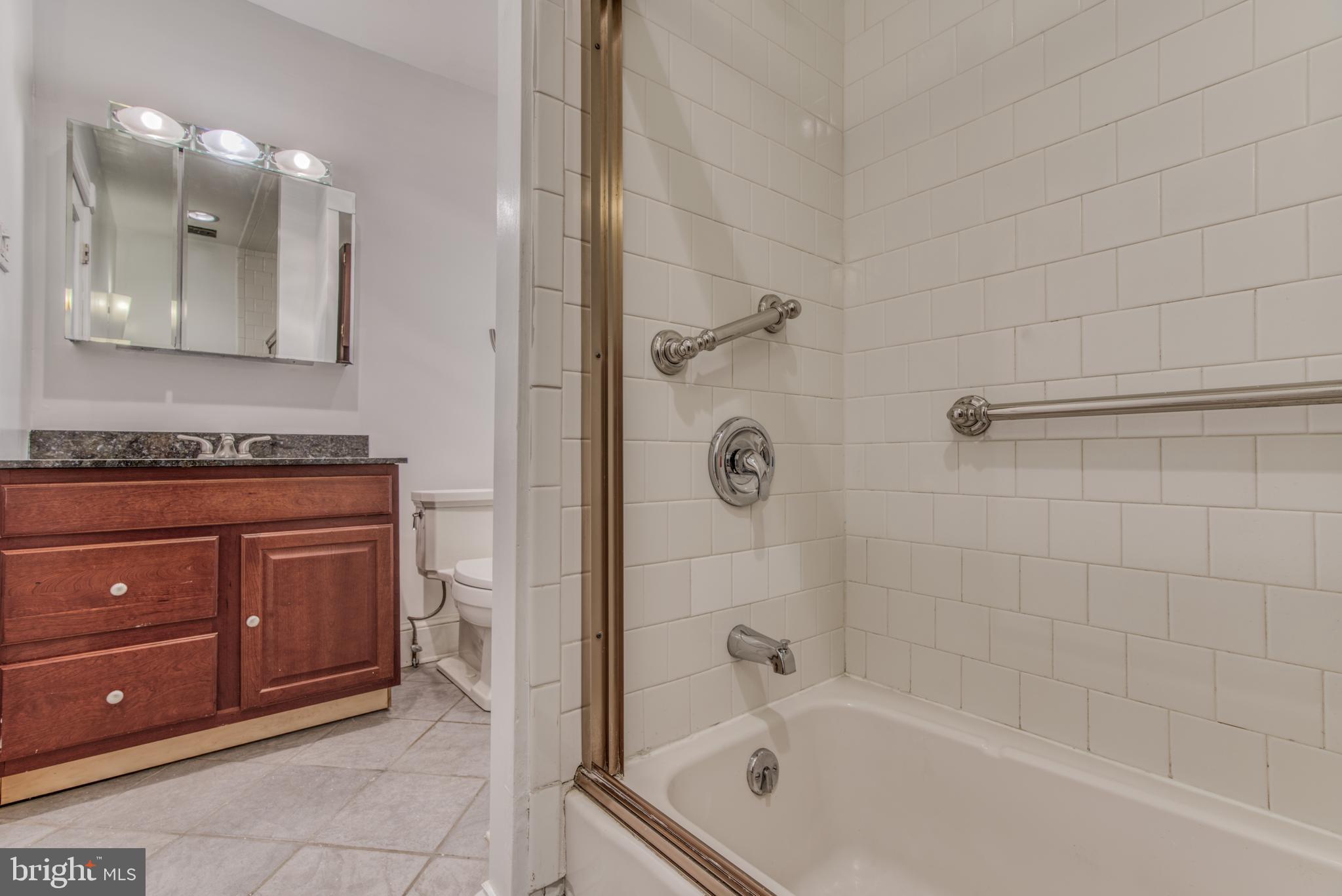 BUTCHER'S HILL - Residential