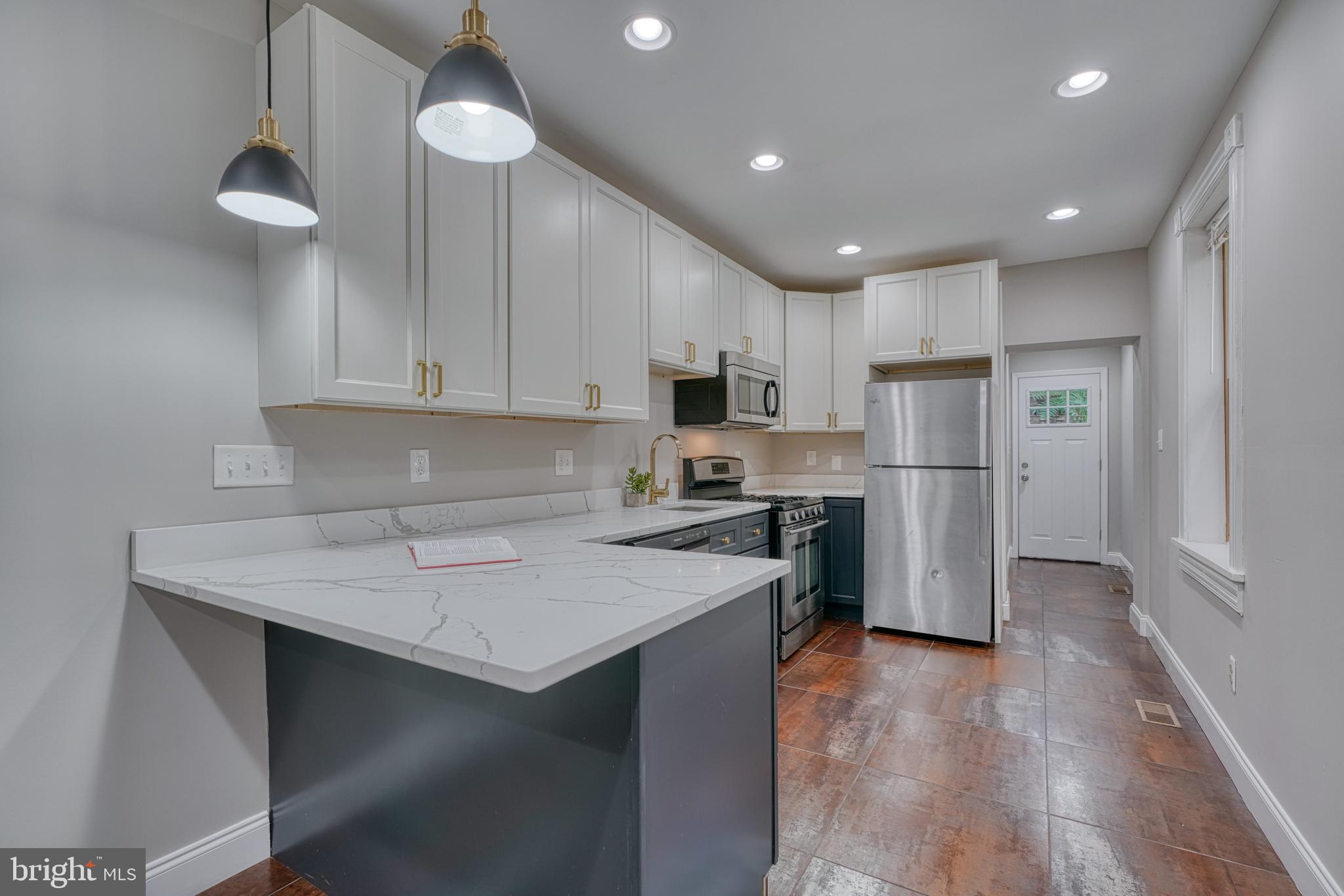 BUTCHER'S HILL - Residential