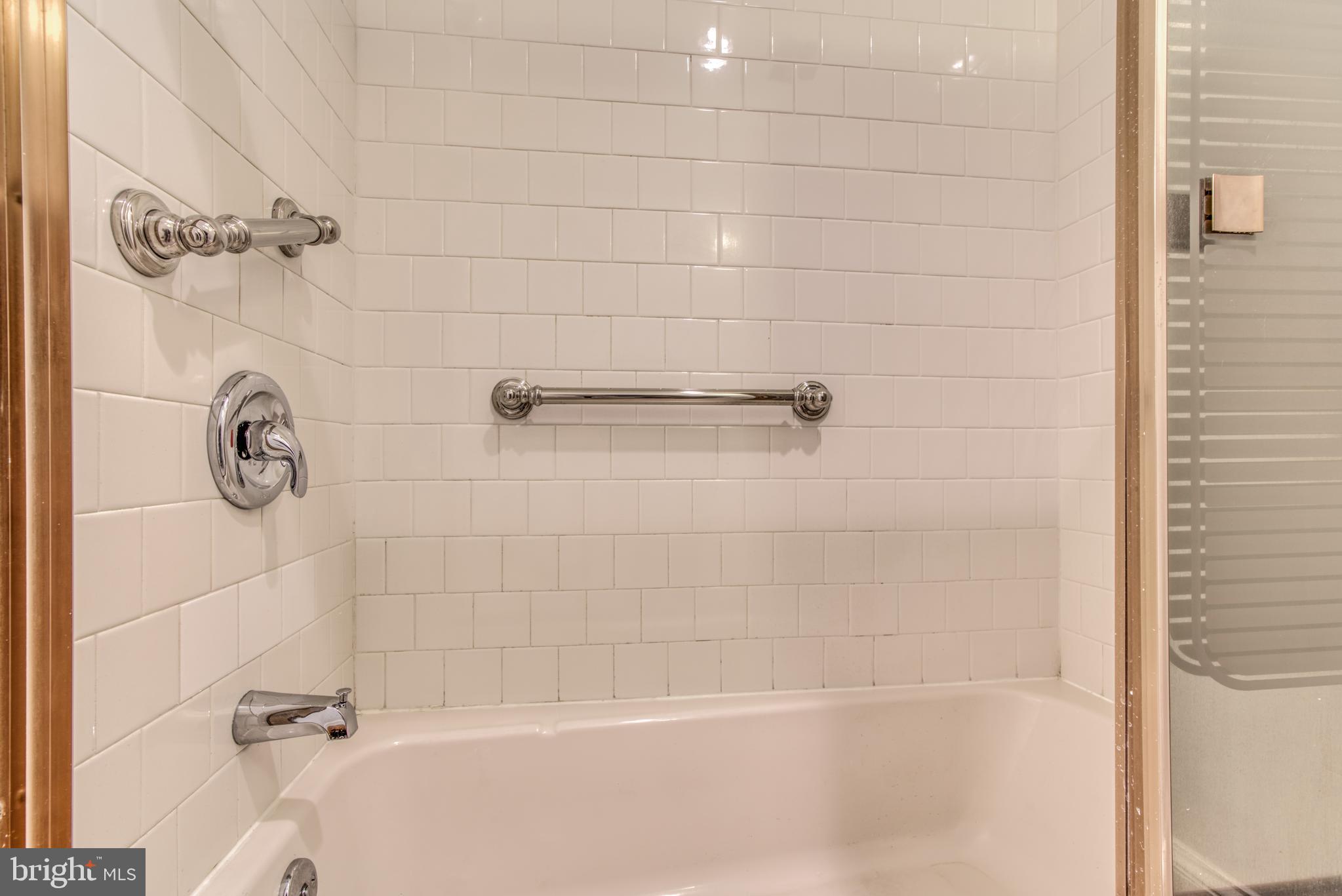 BUTCHER'S HILL - Residential