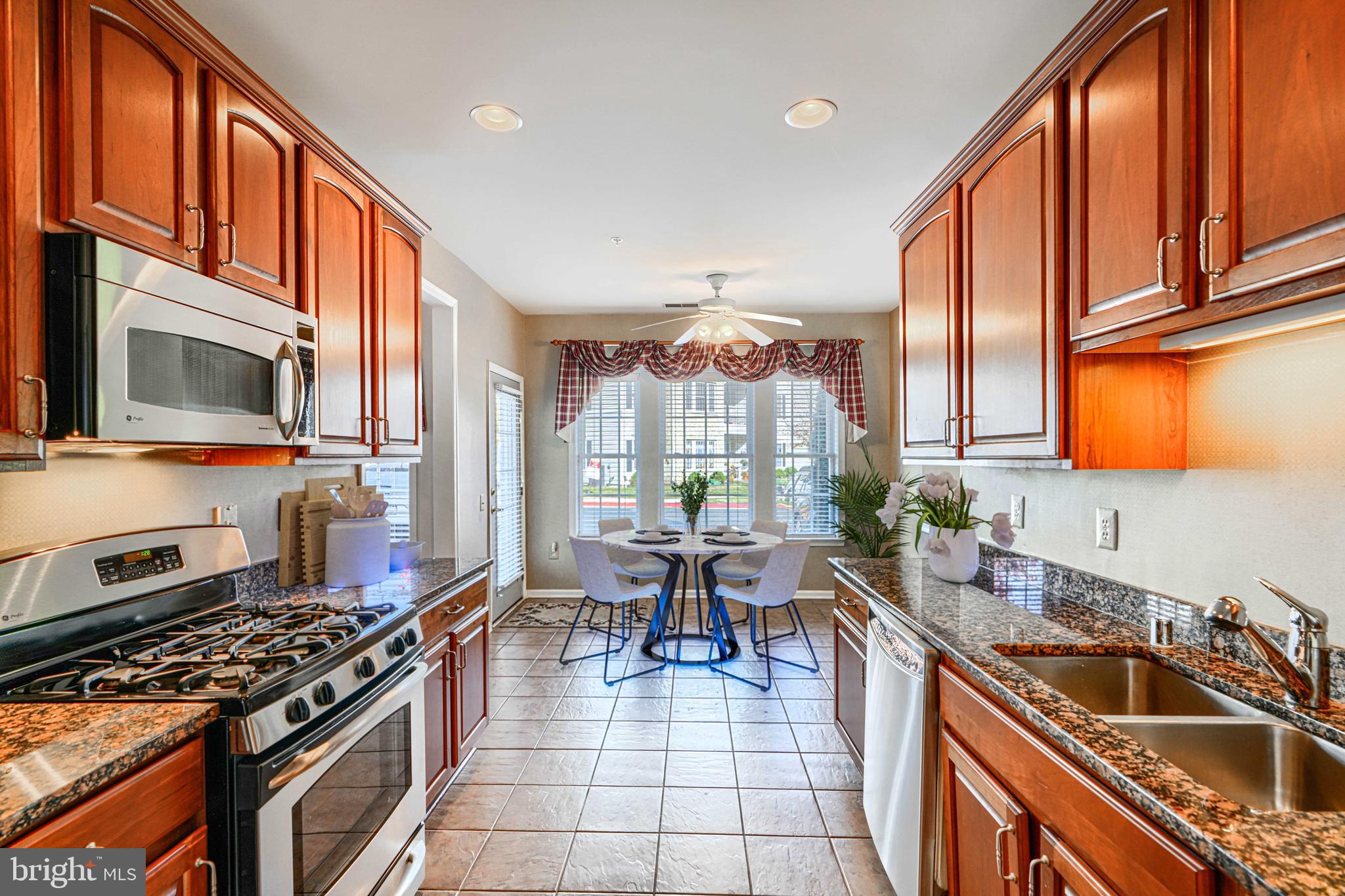 FOREST VIEW - Residential