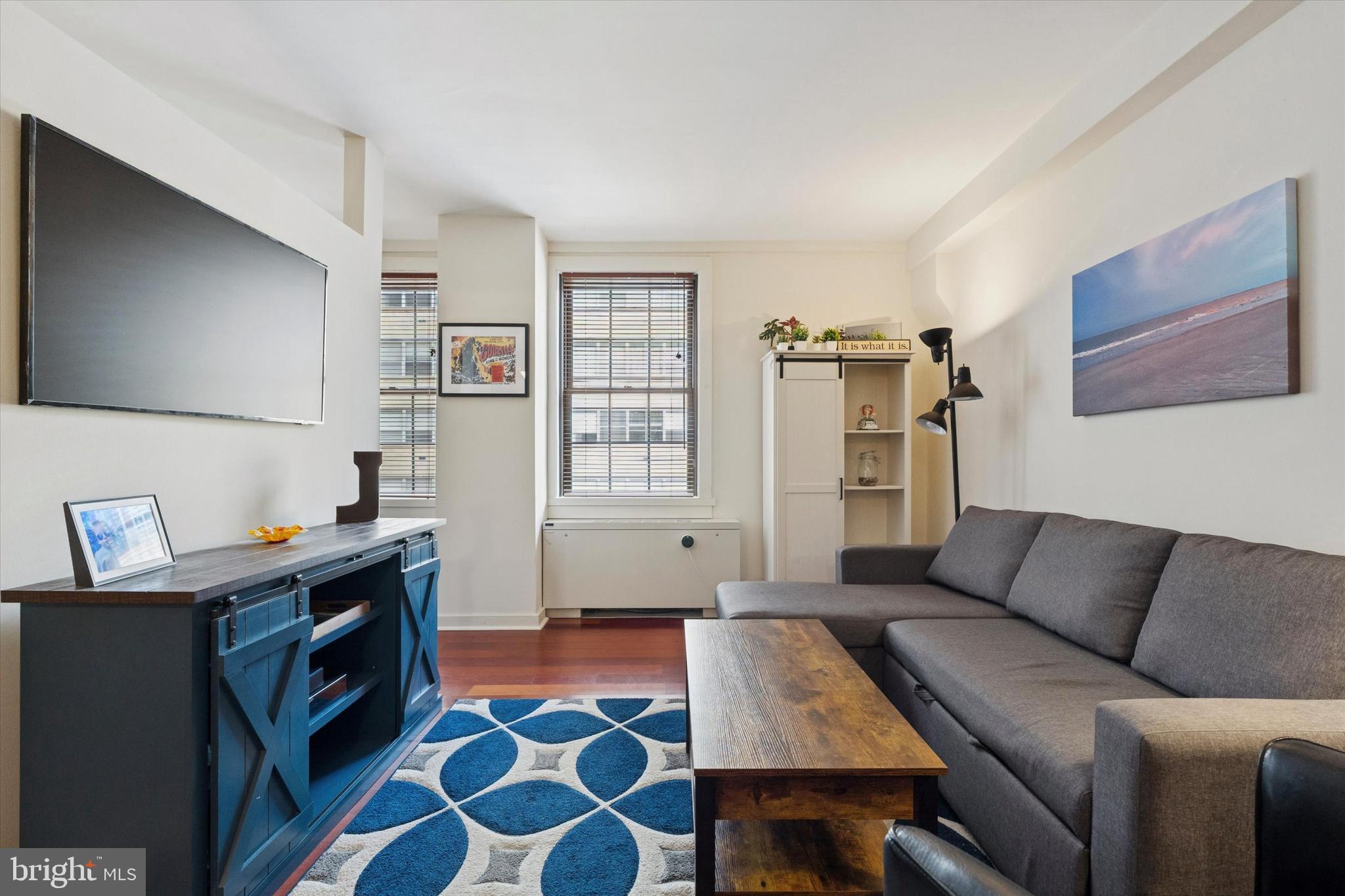 219 S 18TH STREET 29 902