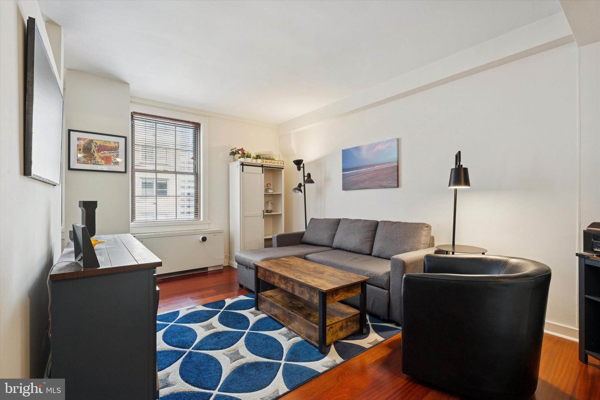 219 S 18TH STREET 29 902