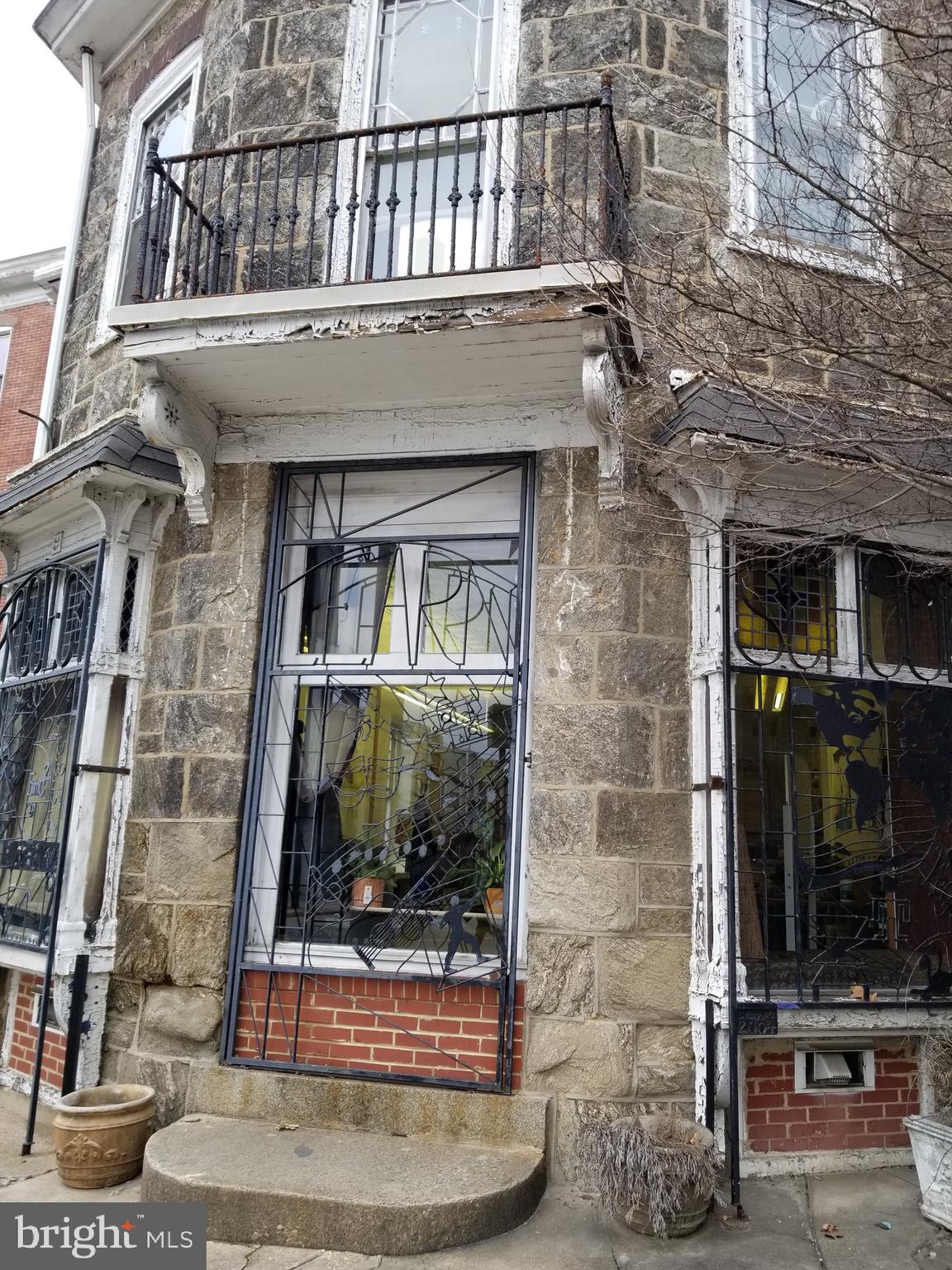 GERMANTOWN (EAST) - Commercial Sale