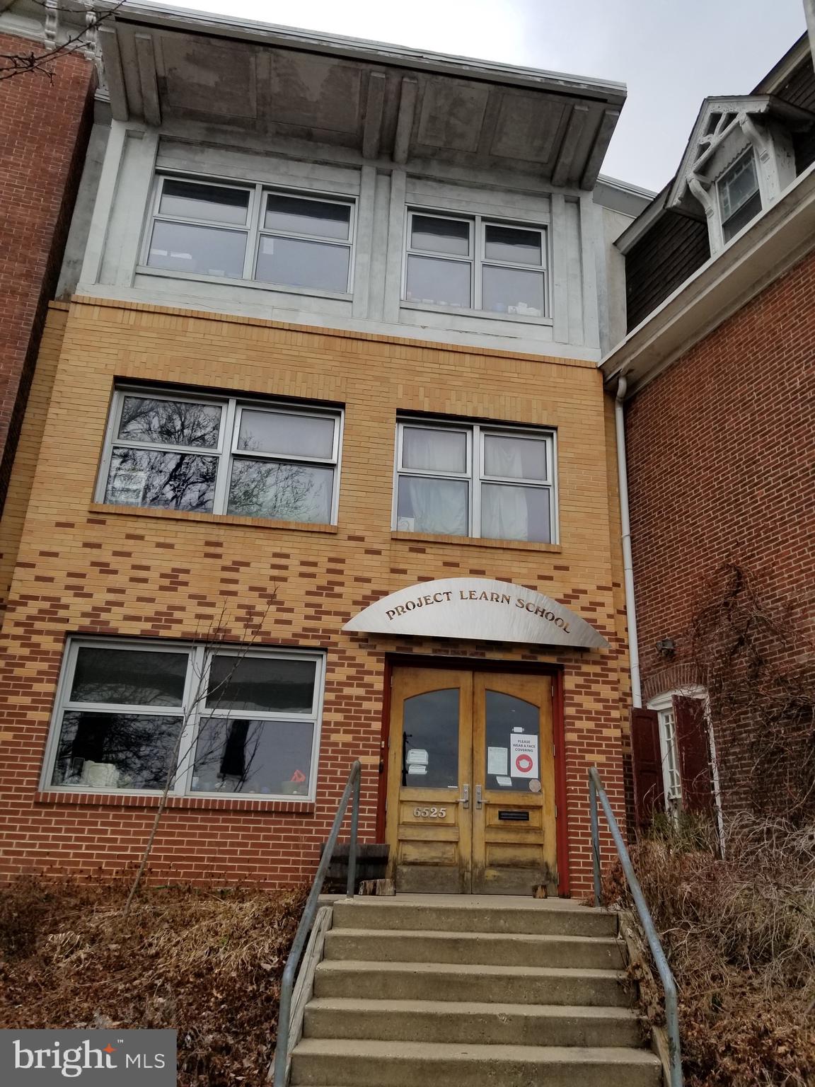 GERMANTOWN (EAST) - Commercial Sale