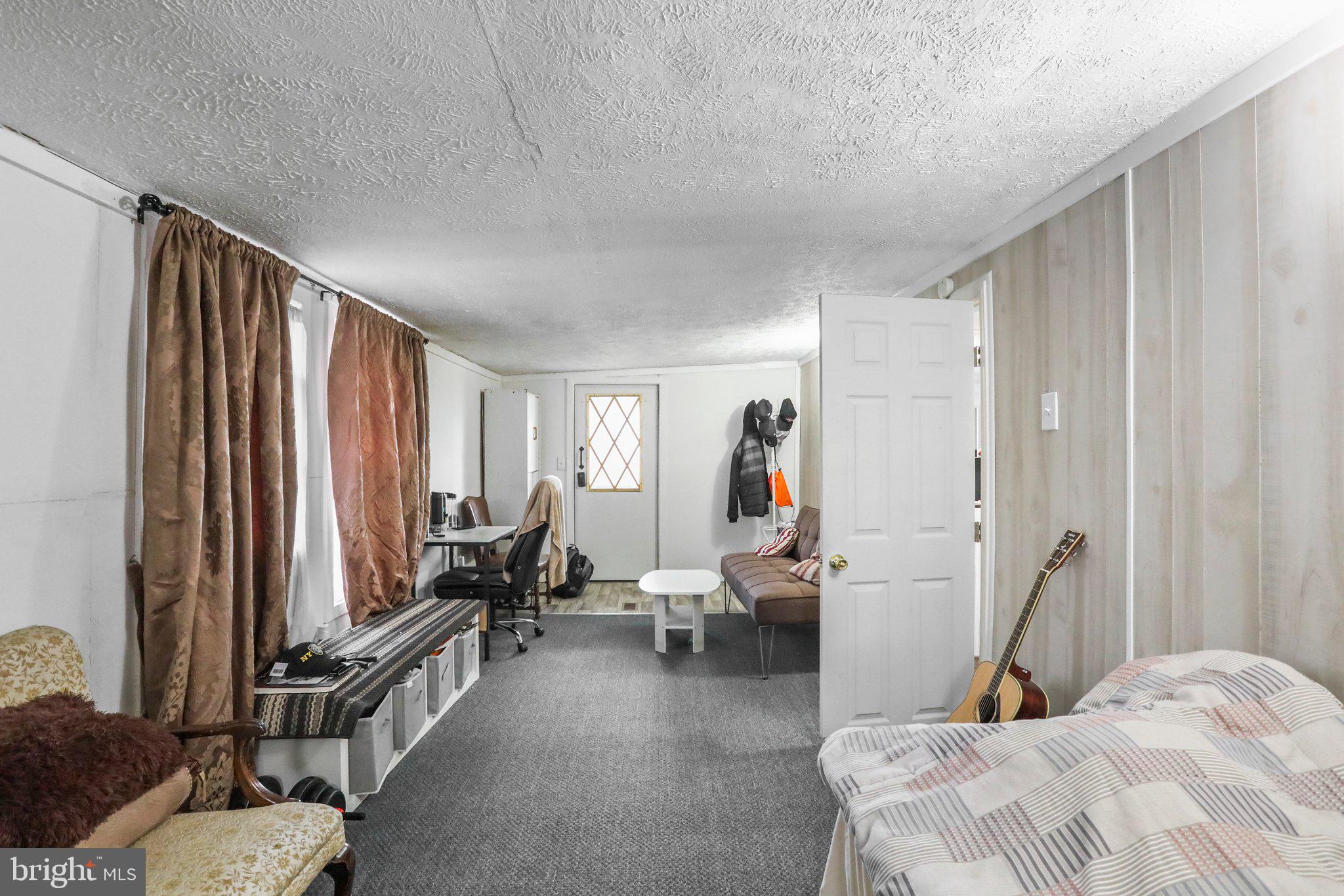 PAW PAW - Residential