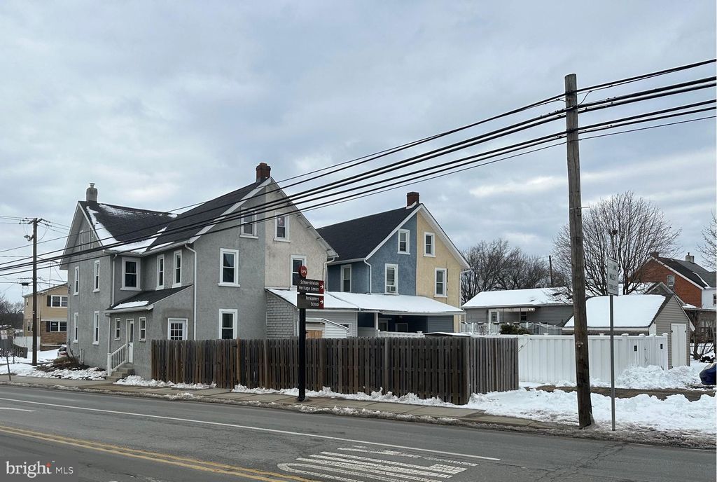 Photo of 454 Seminary Street, PENNSBURG, PA 18073 (MLS # PAMC2168824)