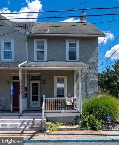 454 Seminary Street, Pennsburg, PA 18073 - MLS#: PAMC2168824