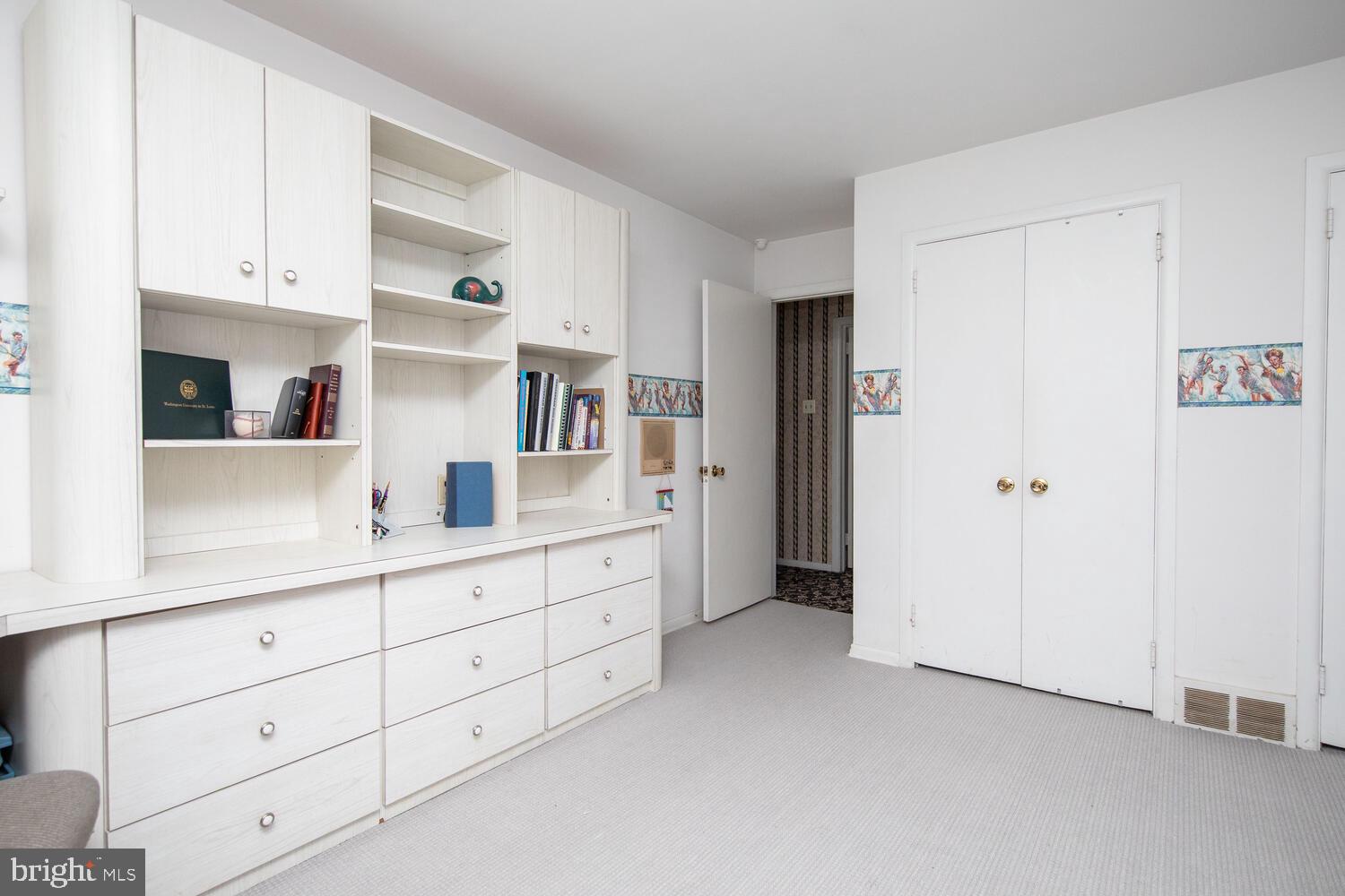 ELKINS PARK - Residential