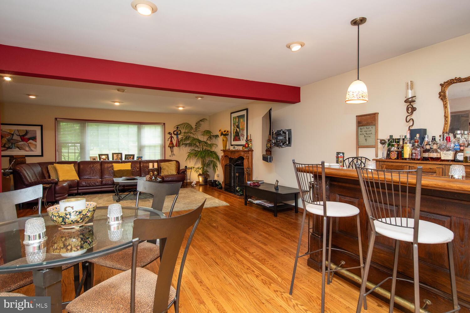 ELKINS PARK - Residential