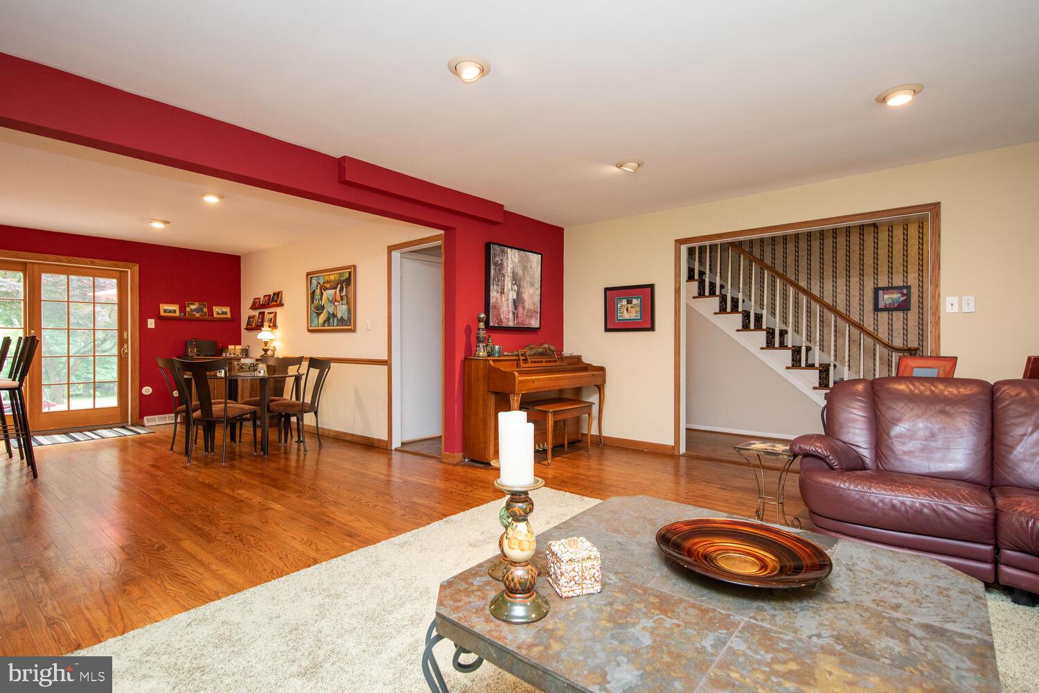 ELKINS PARK - Residential