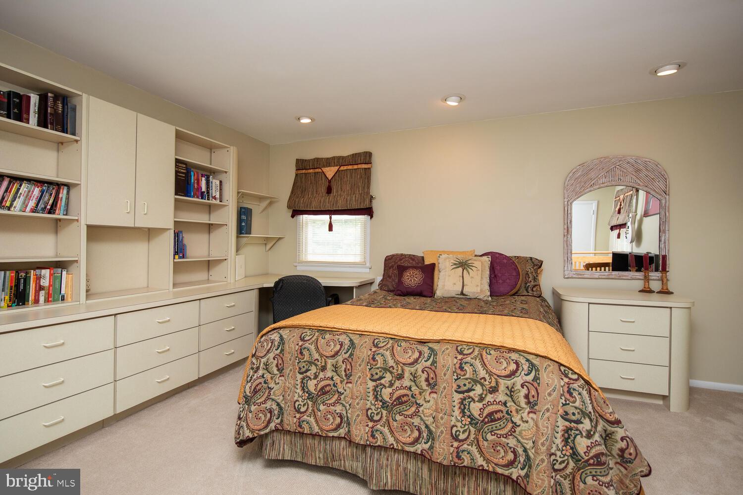 ELKINS PARK - Residential