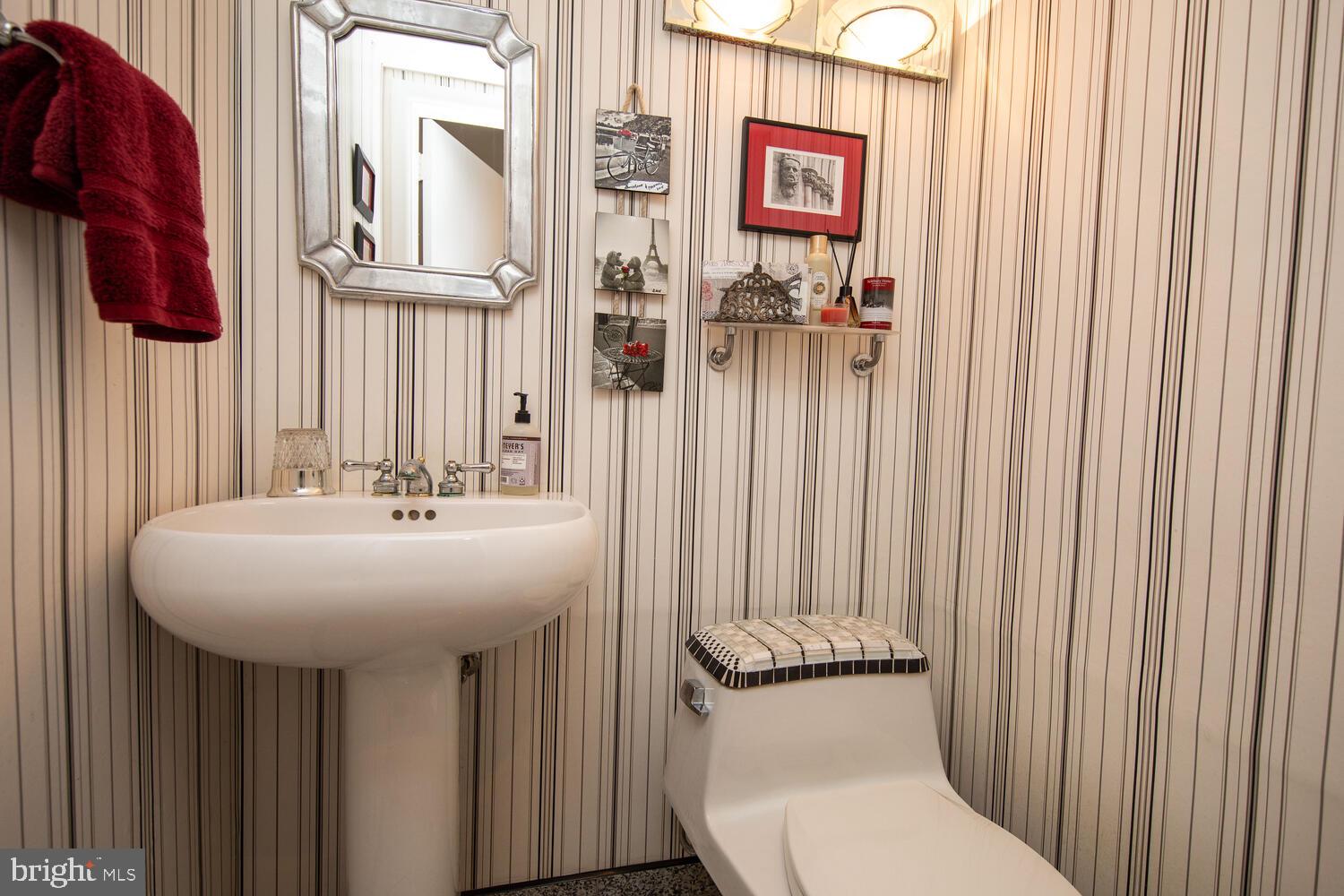 ELKINS PARK - Residential