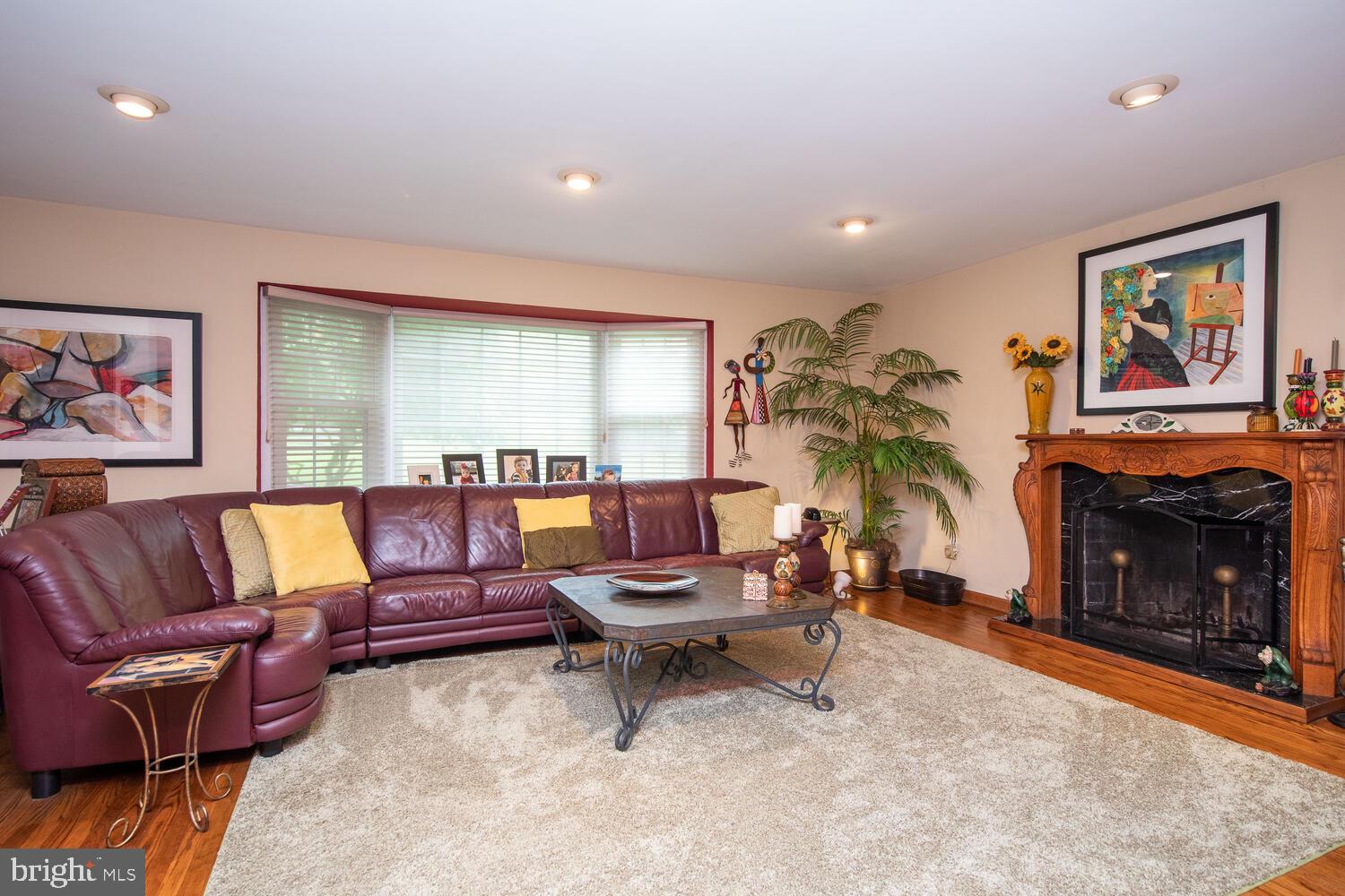 ELKINS PARK - Residential