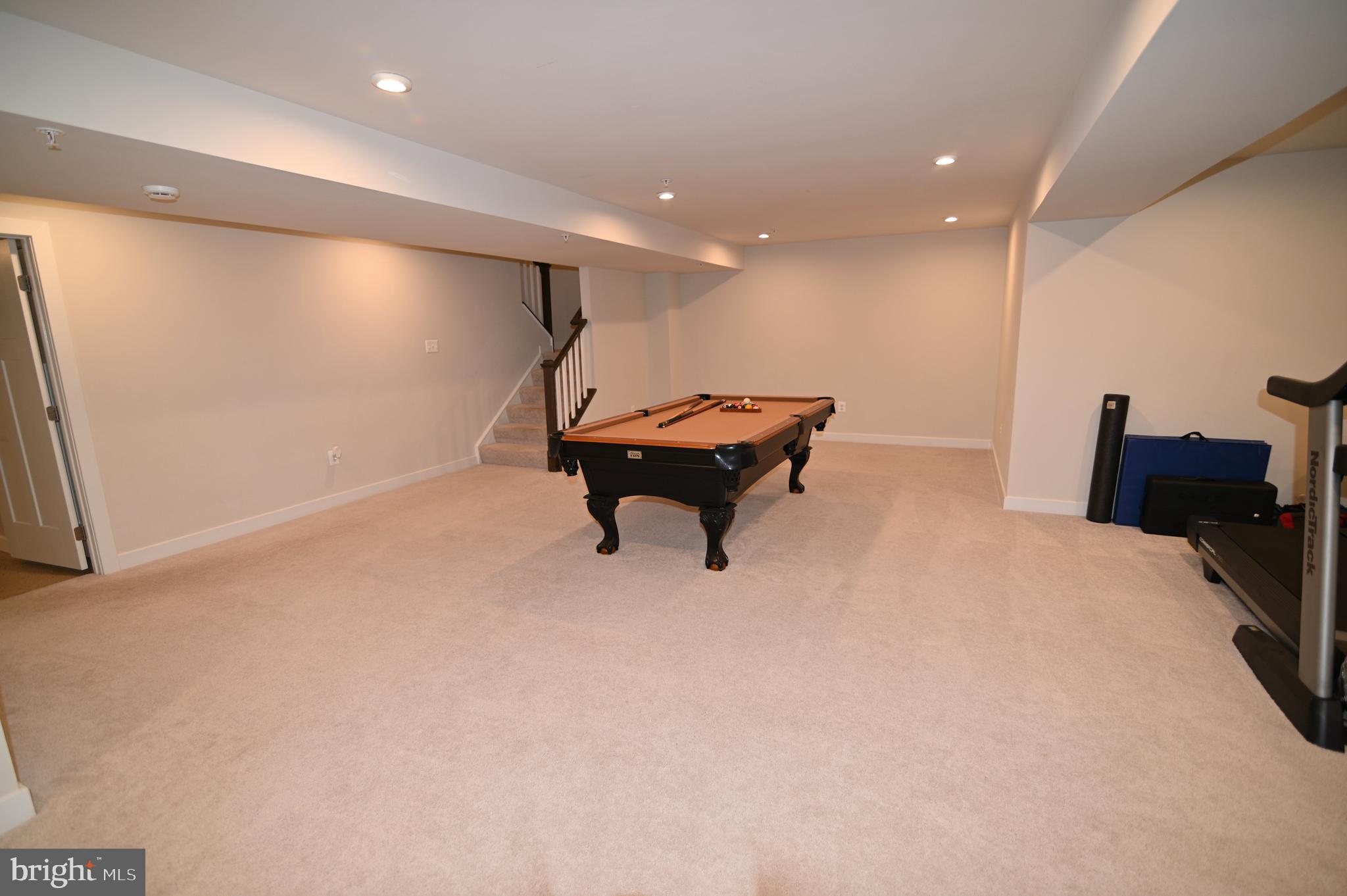 CHRISTOPHER POINTE - Residential