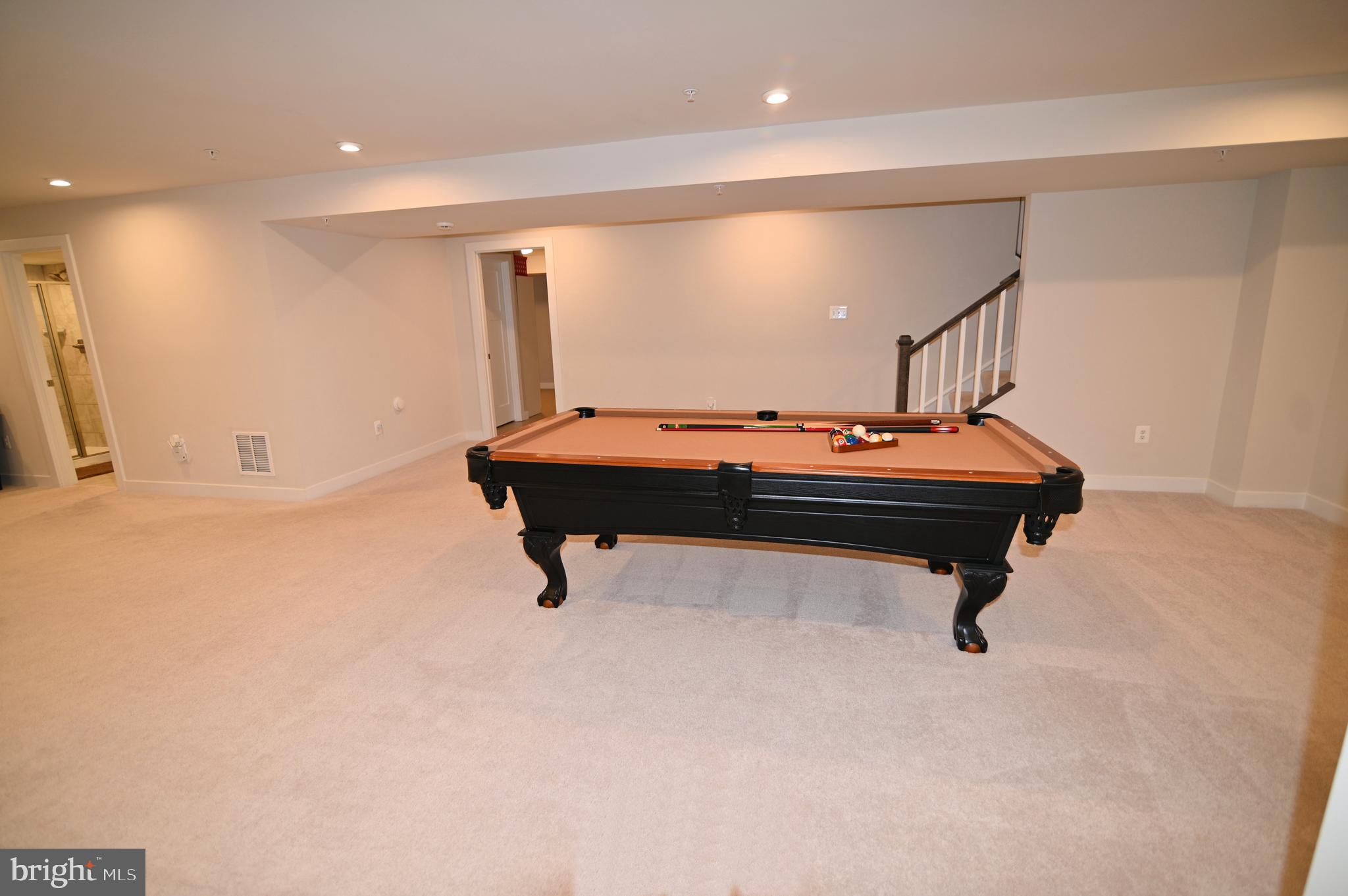 CHRISTOPHER POINTE - Residential