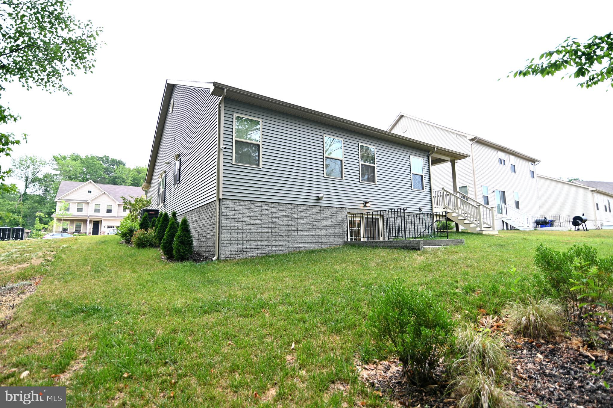 CHRISTOPHER POINTE - Residential