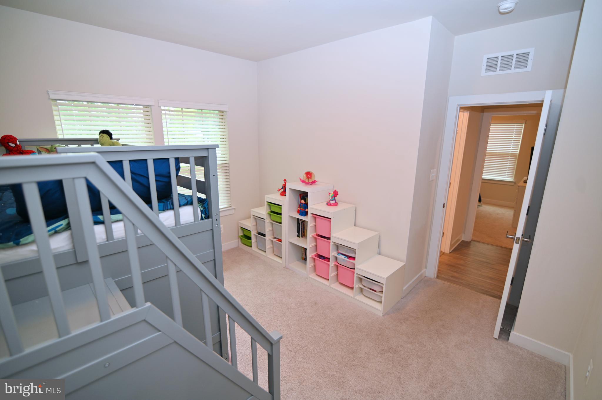 CHRISTOPHER POINTE - Residential