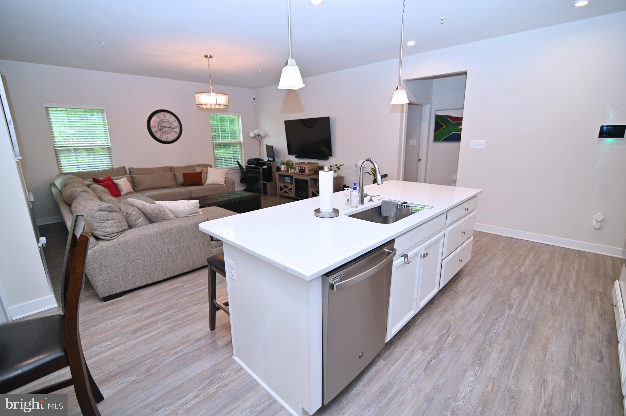 CHRISTOPHER POINTE - Residential