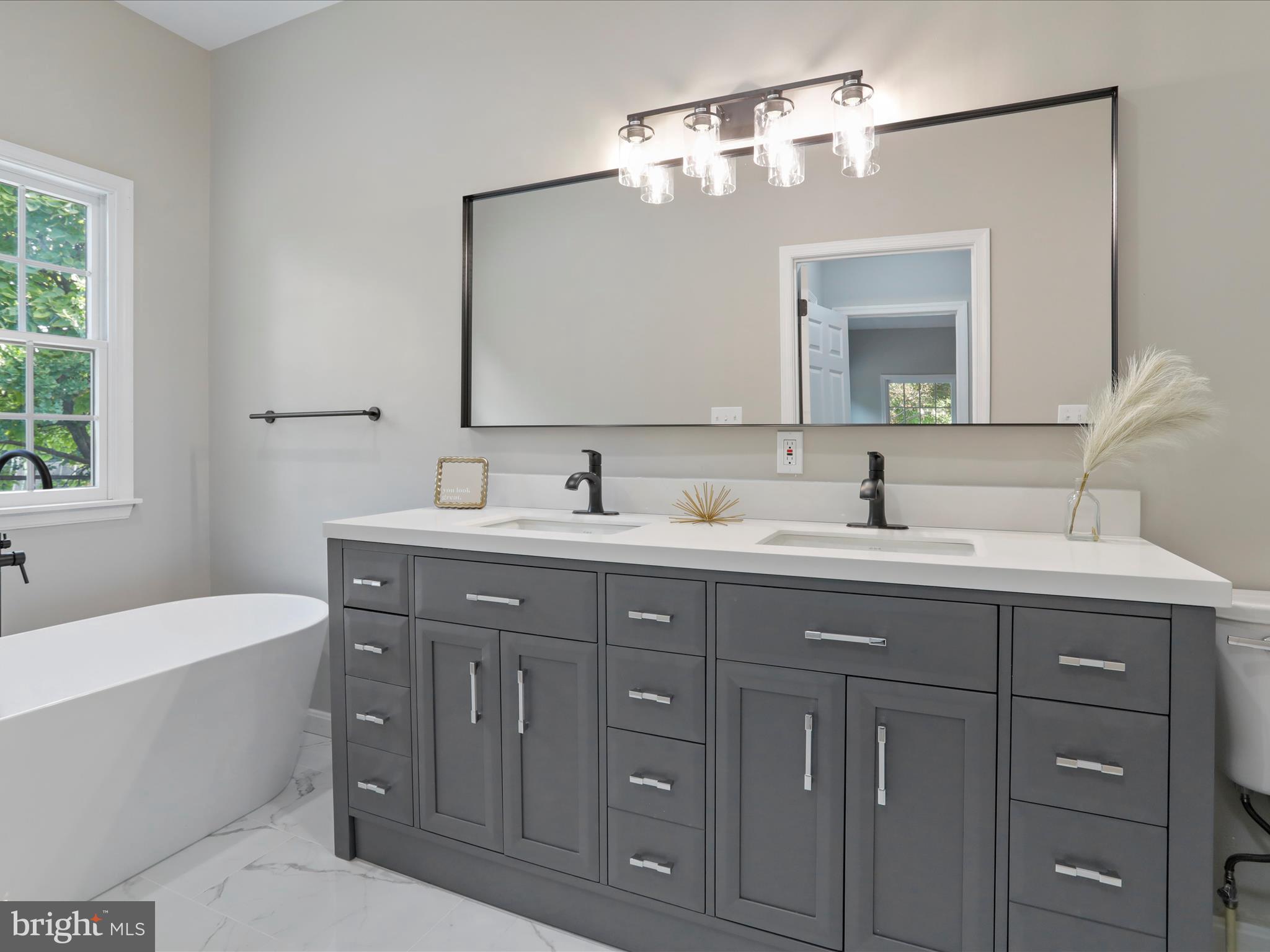 CANVASBACK RIDGE - Residential