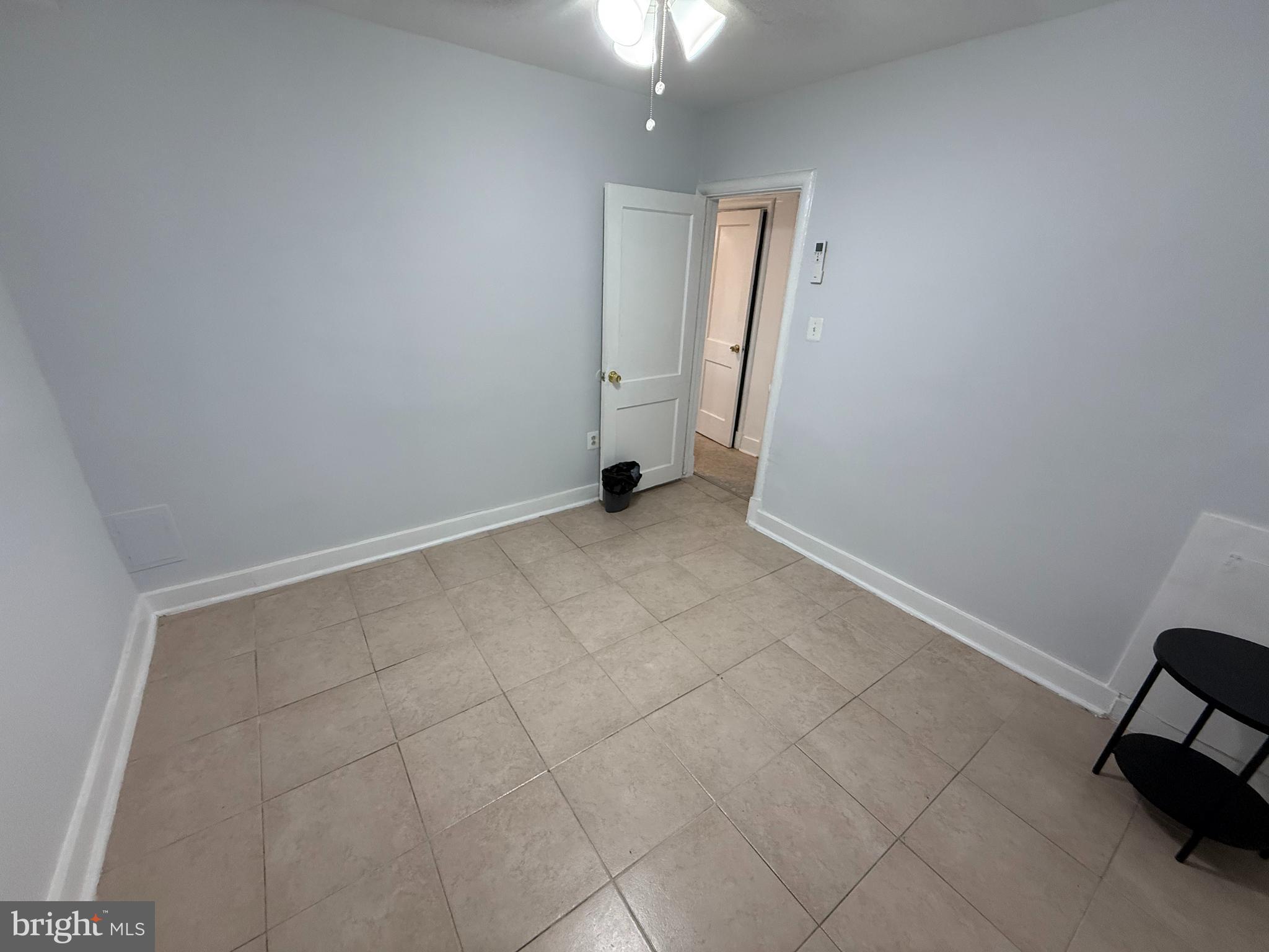 BEVERLY HILLS - Residential Lease