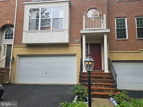 Photo of 2969 Kildare Lane, FAIRFAX, VA 22031 (MLS # VAFX2344758)