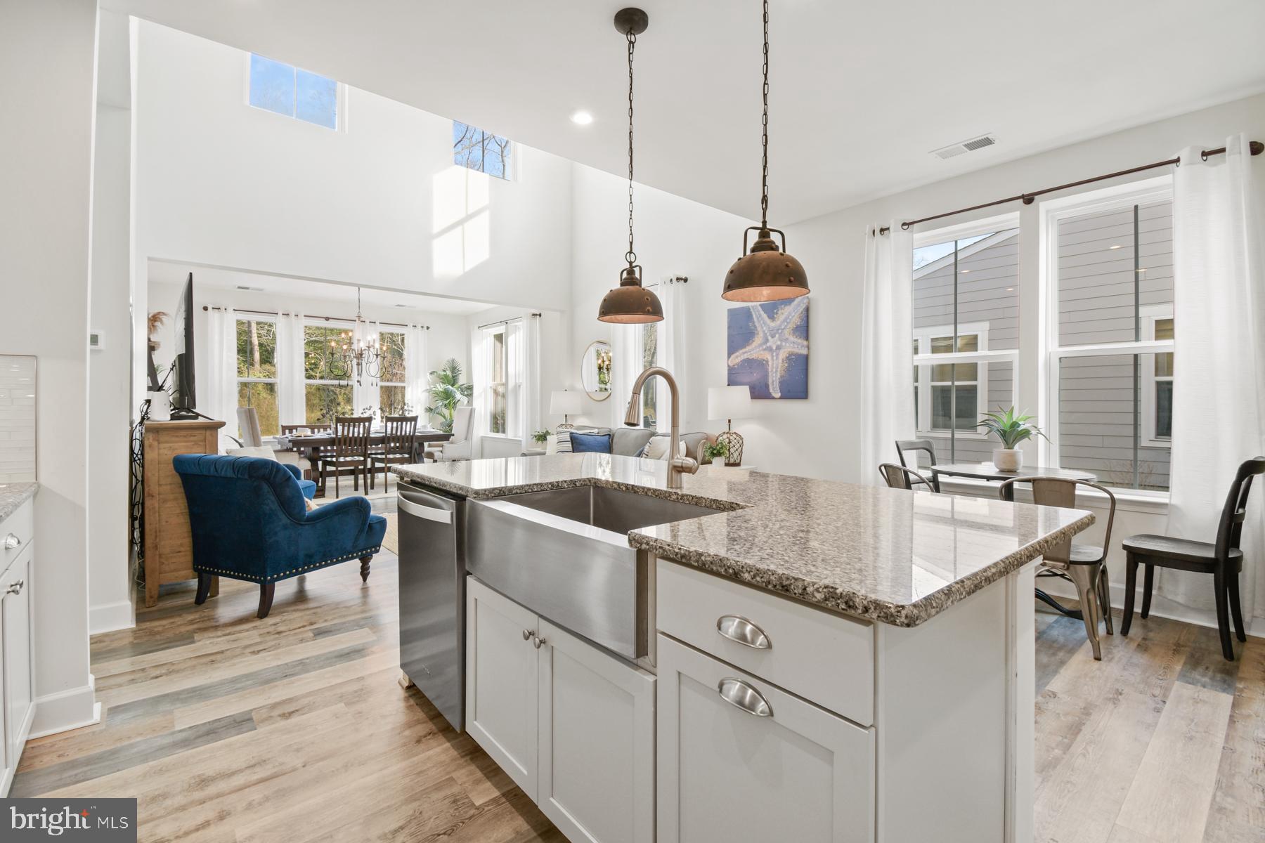 BAYSIDE - Residential