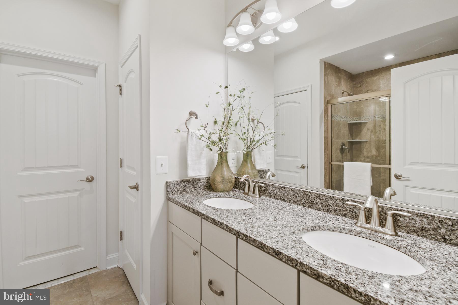 BAYSIDE - Residential