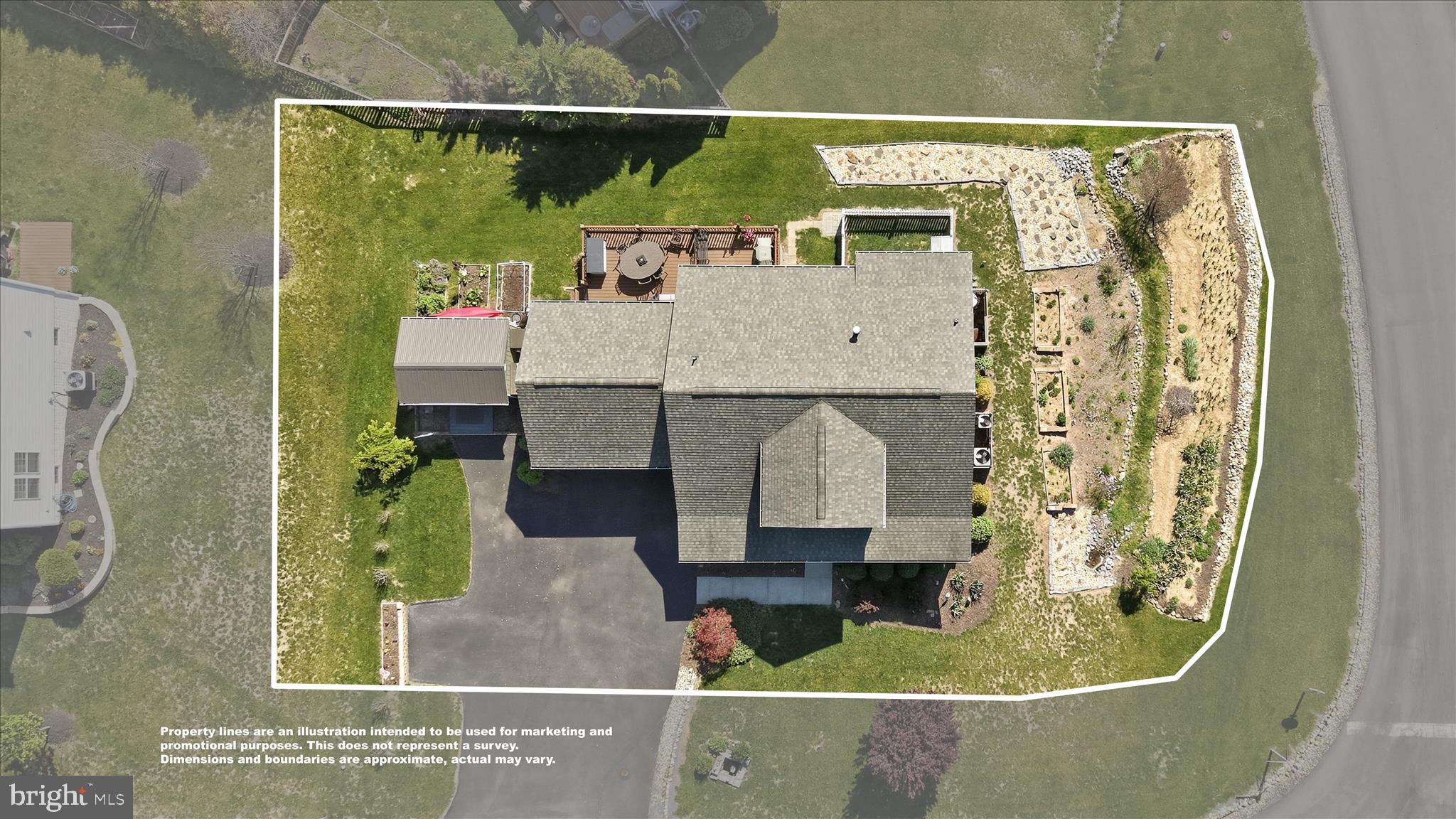 LAKE HOLIDAY ESTATES - Residential