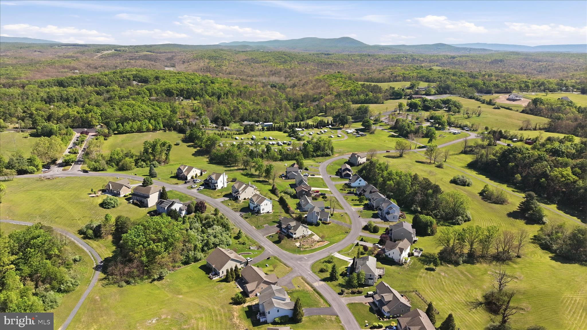 LAKE HOLIDAY ESTATES - Residential