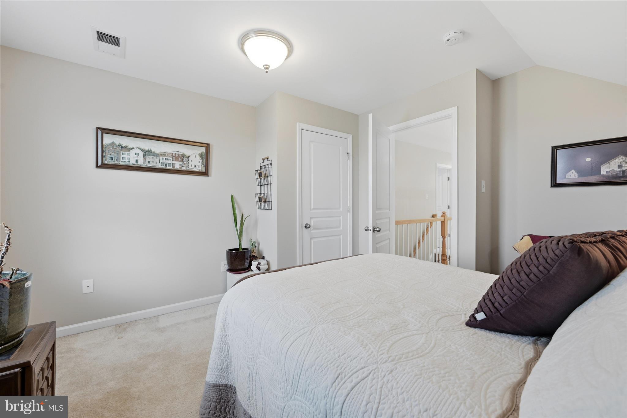 LAKE HOLIDAY ESTATES - Residential