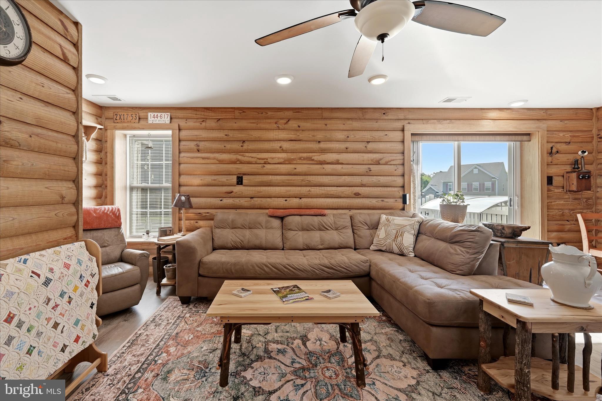 LAKE HOLIDAY ESTATES - Residential