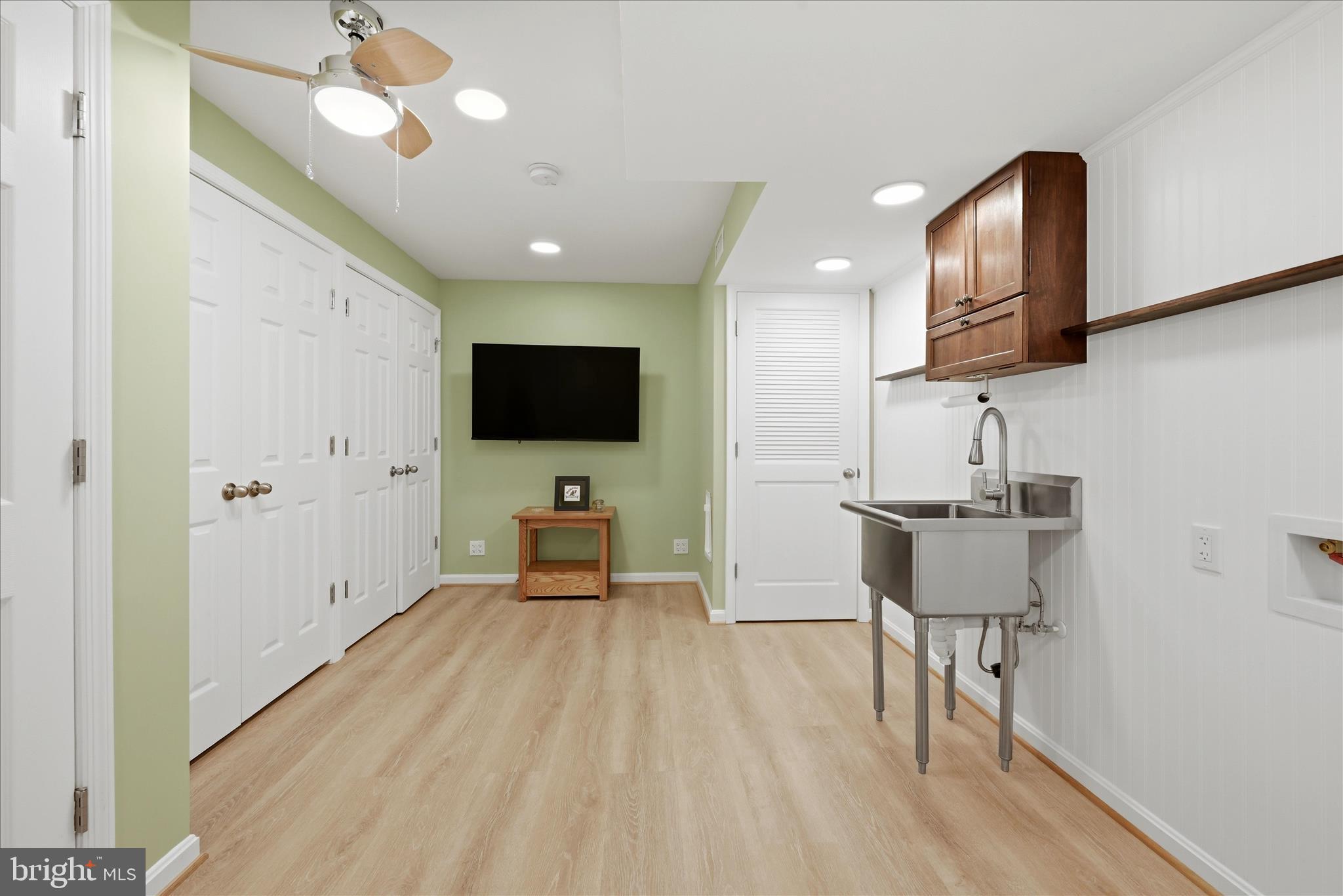 LAKE HOLIDAY ESTATES - Residential