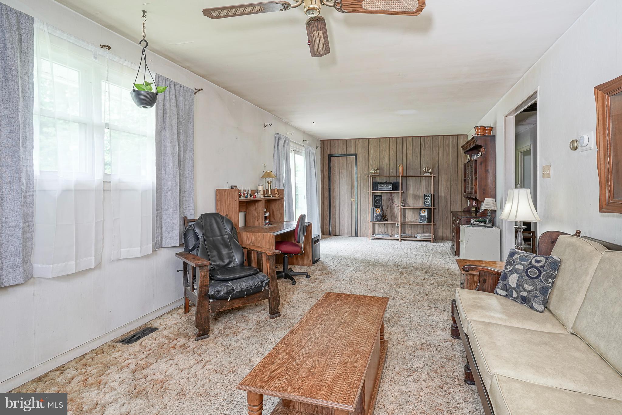 1103 LAUREL ROAD