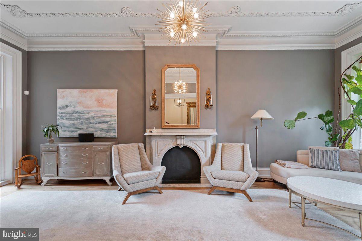 ART MUSEUM AREA - Residential