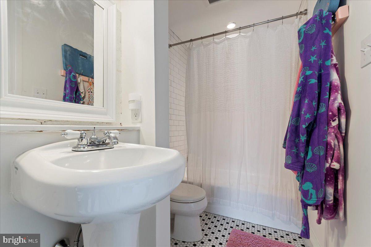 ART MUSEUM AREA - Residential