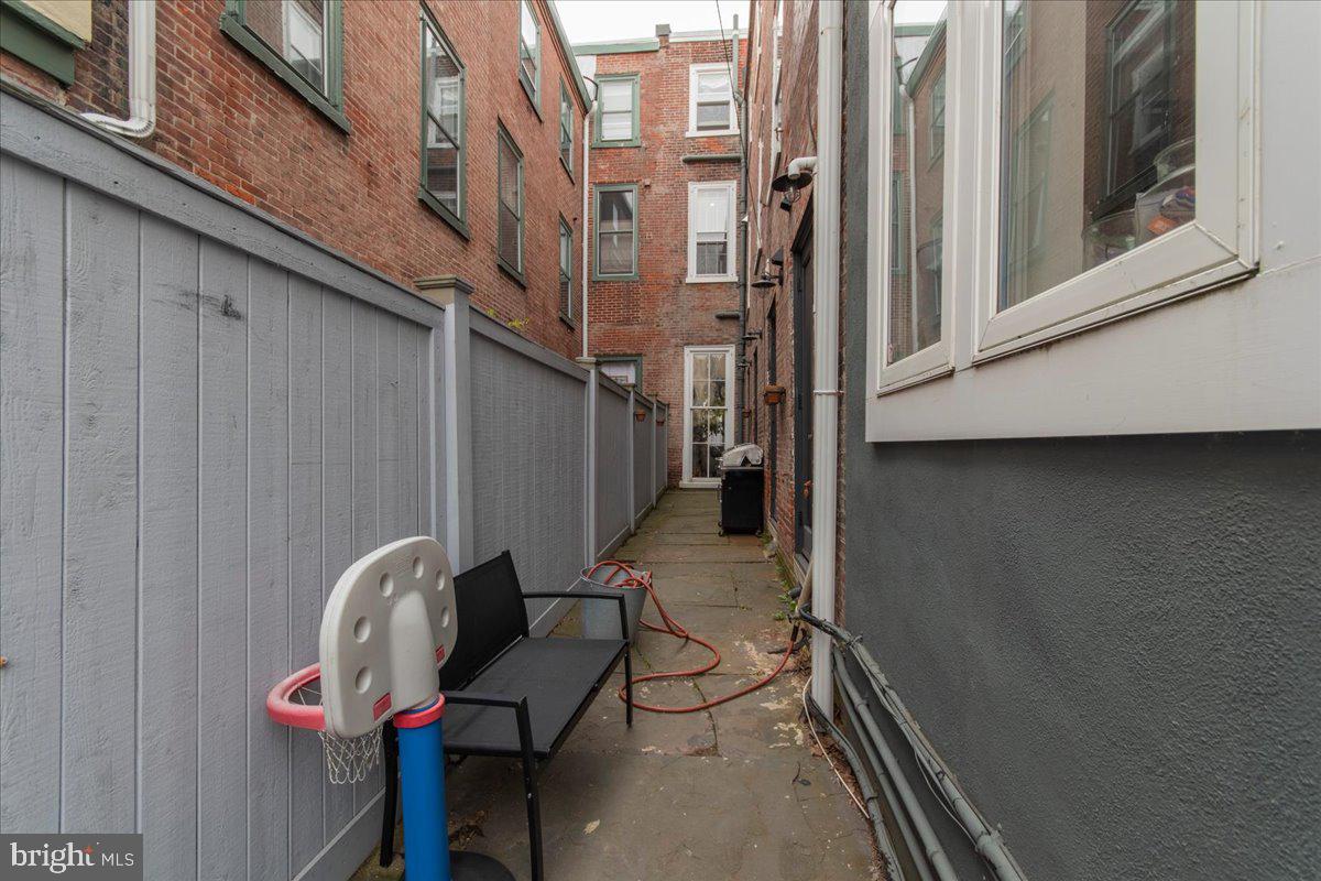 ART MUSEUM AREA - Residential