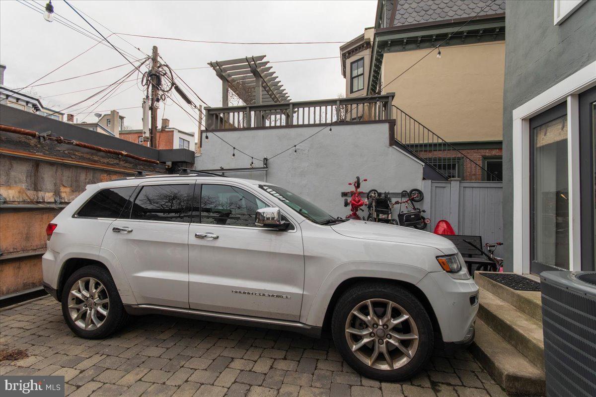 ART MUSEUM AREA - Residential