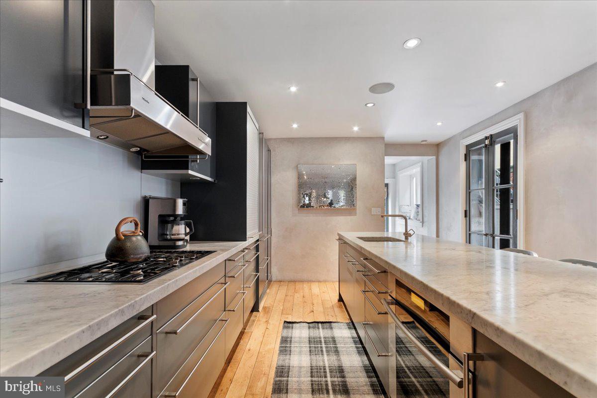 ART MUSEUM AREA - Residential