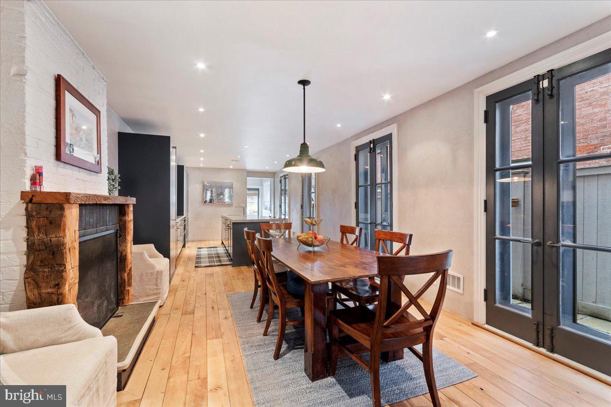 ART MUSEUM AREA - Residential