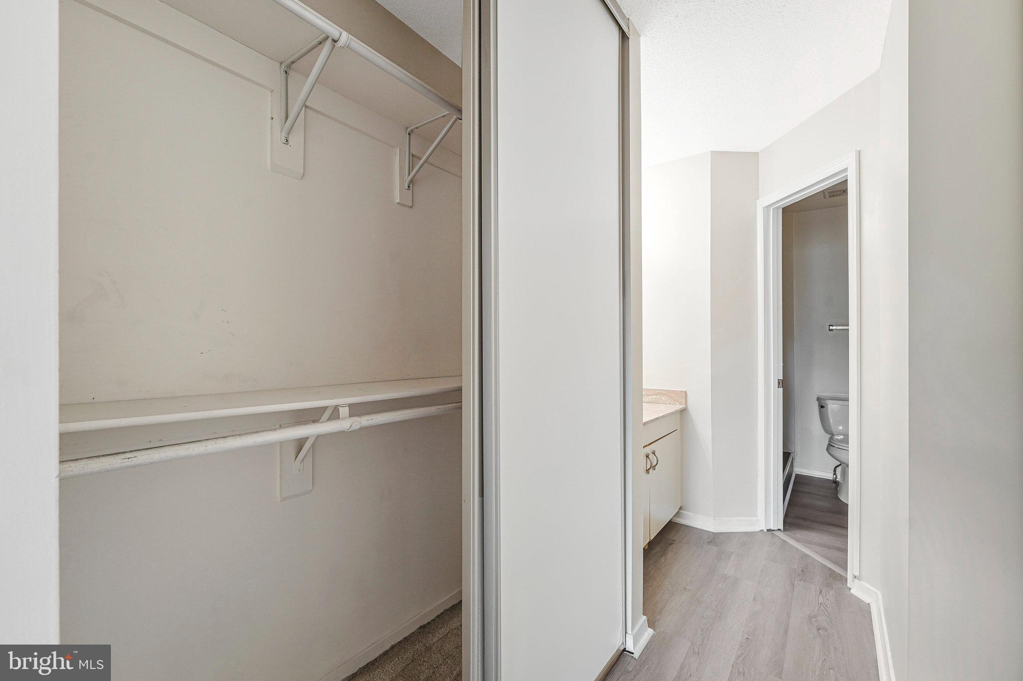 VILLA RIDGE CONDOMINIUMS - Residential Lease