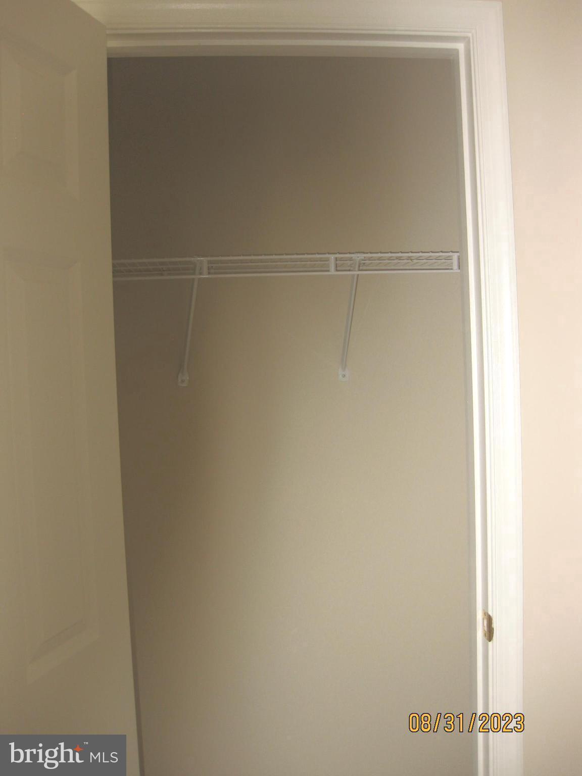 HUNTFIELD - Residential Lease