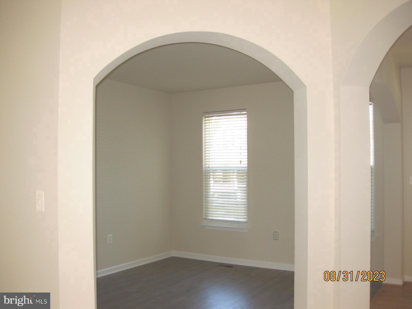 HUNTFIELD - Residential Lease