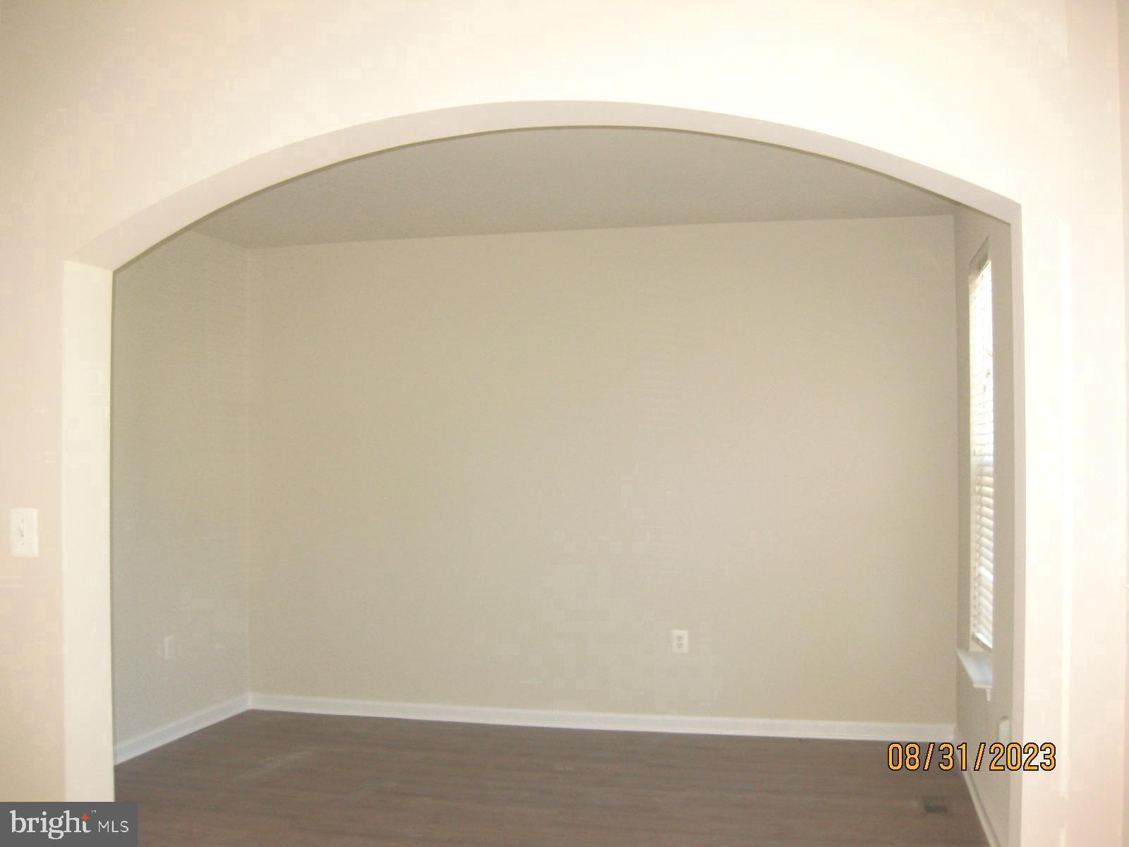 HUNTFIELD - Residential Lease