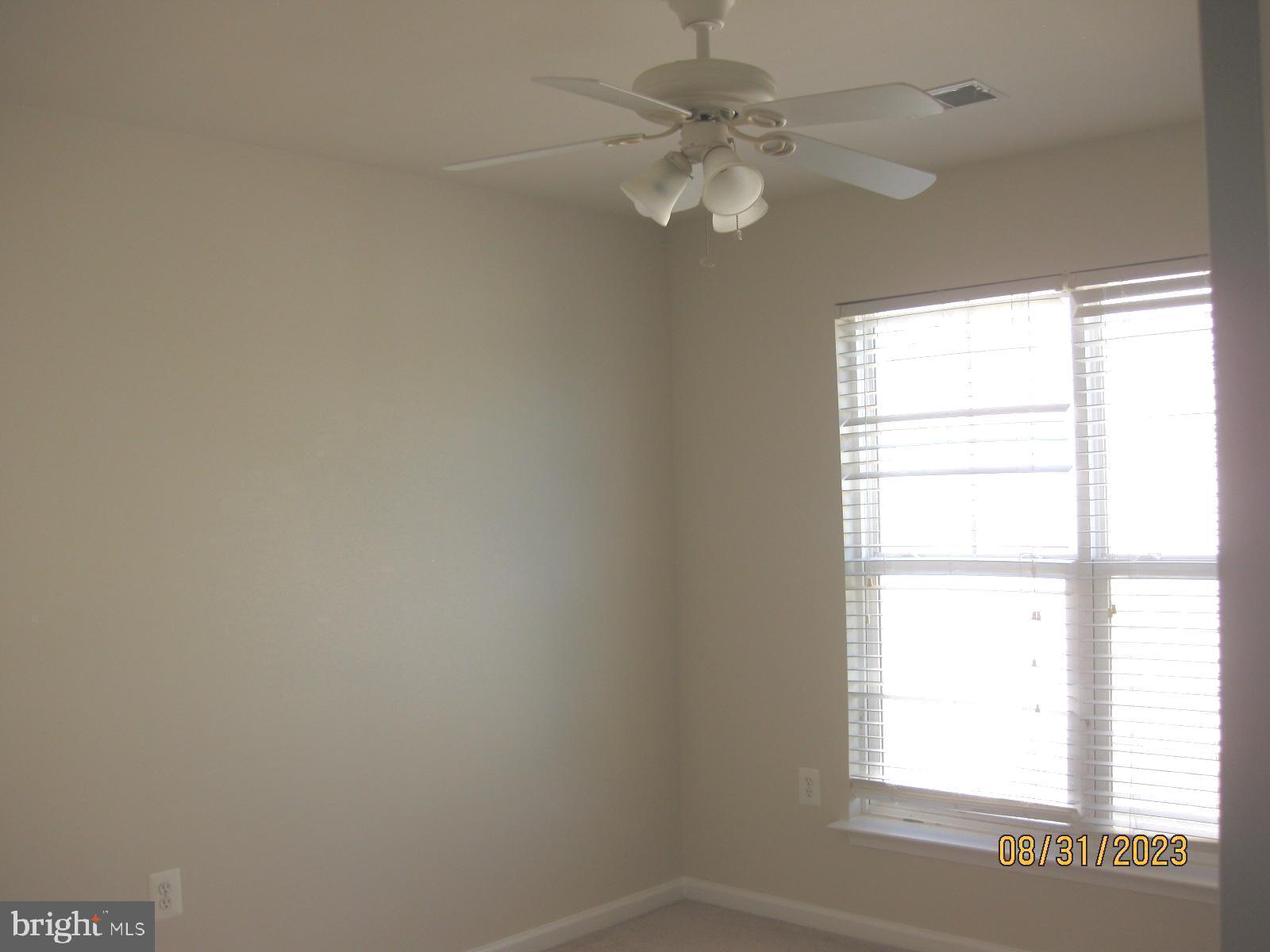 HUNTFIELD - Residential Lease