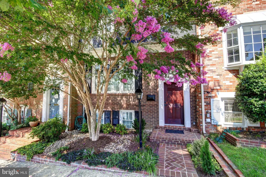 4112 Morin Street, Alexandria, VA 22312