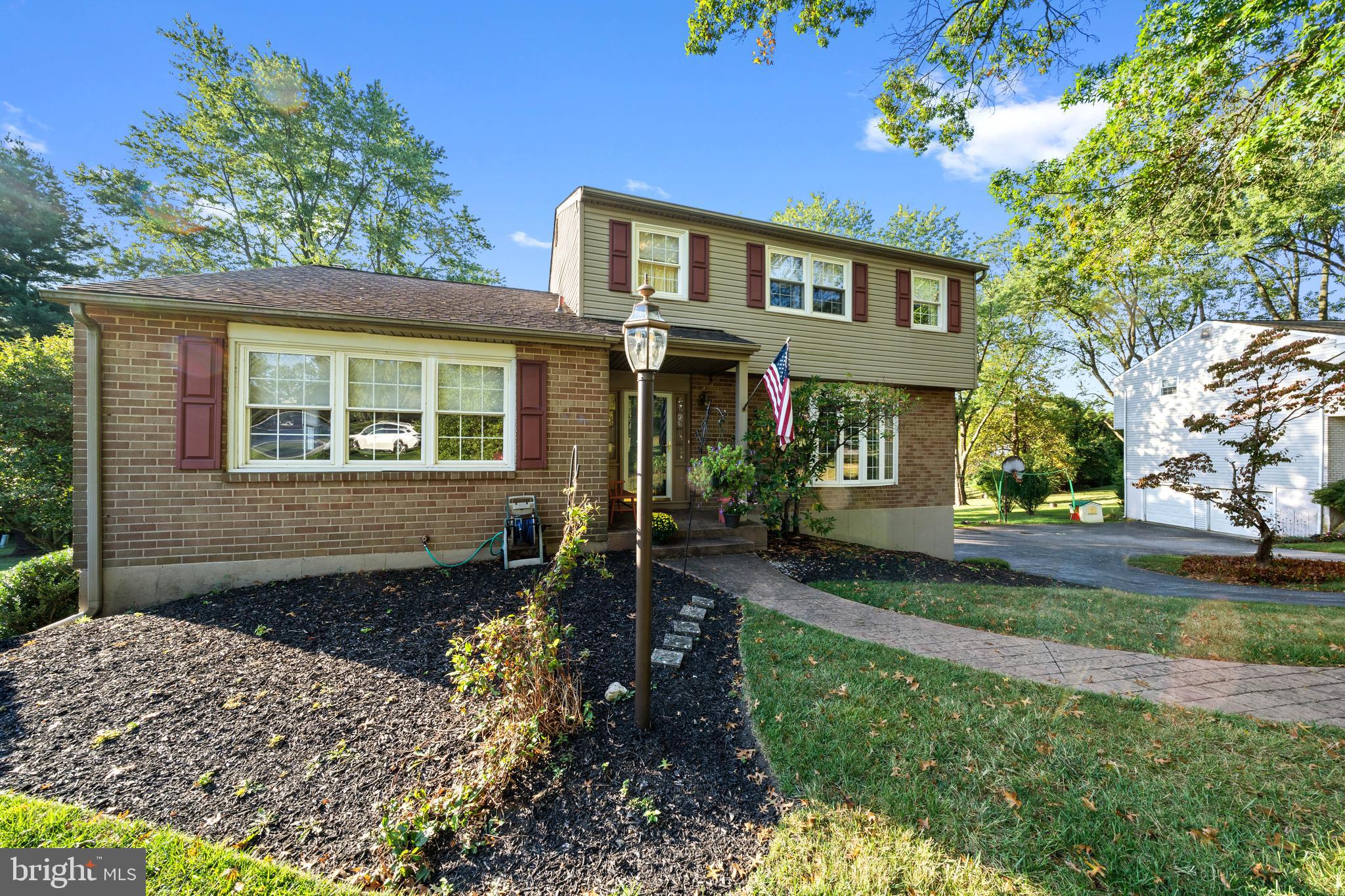 214 LOUIS DRIVE