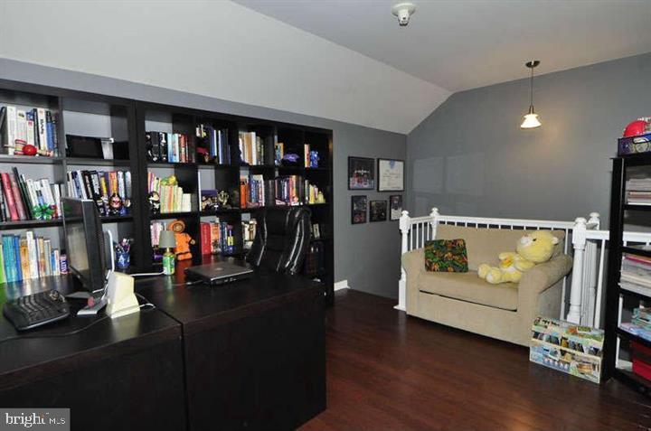 BRYARTON - Residential Lease