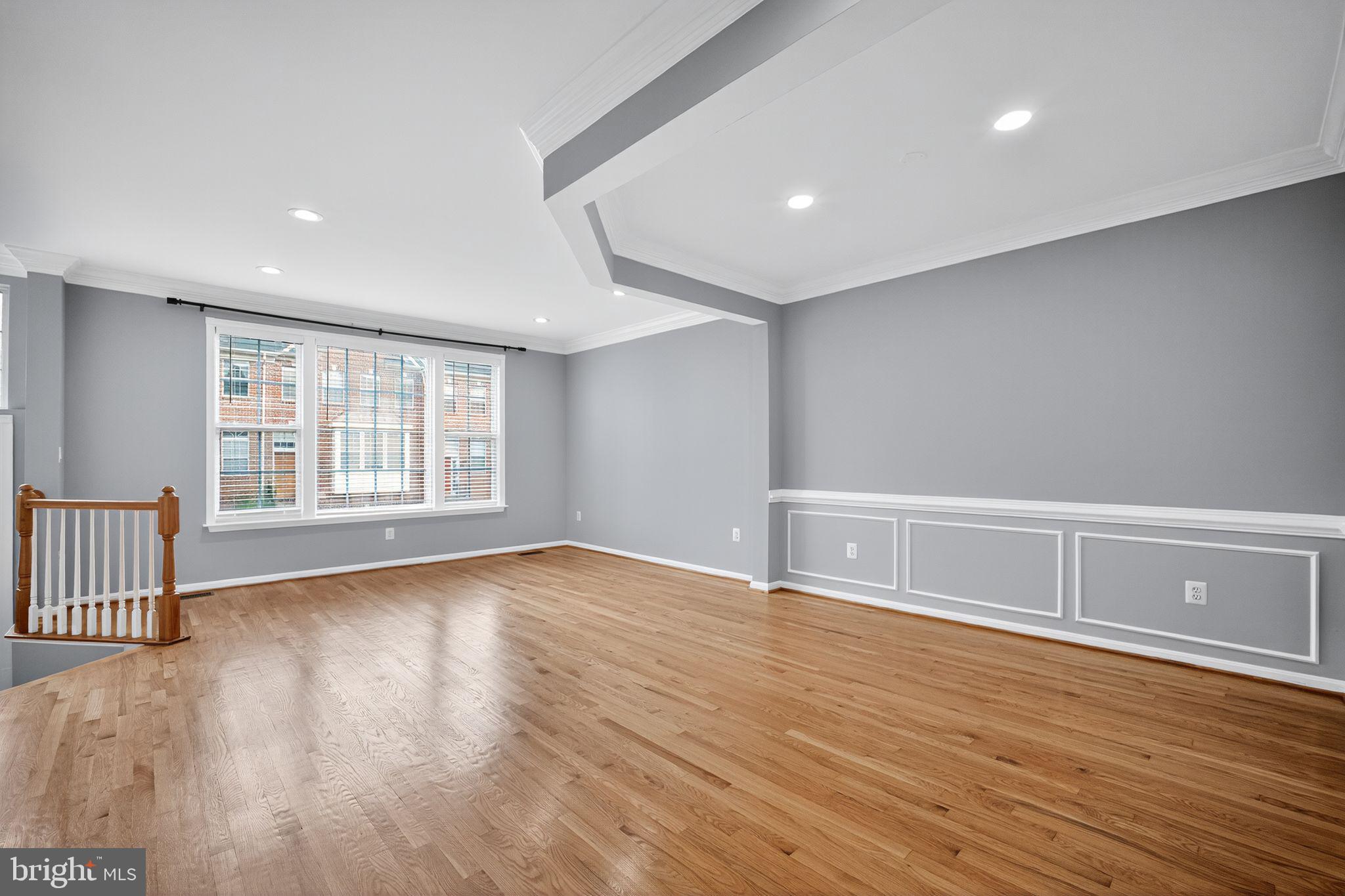 ROCKLAND VILLAGE - Residential Lease